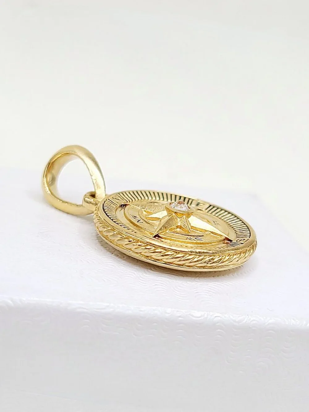 David Yurman Maritime Compass Amulet in 18K Yellow Gold w/ Center Diamond - 20mm